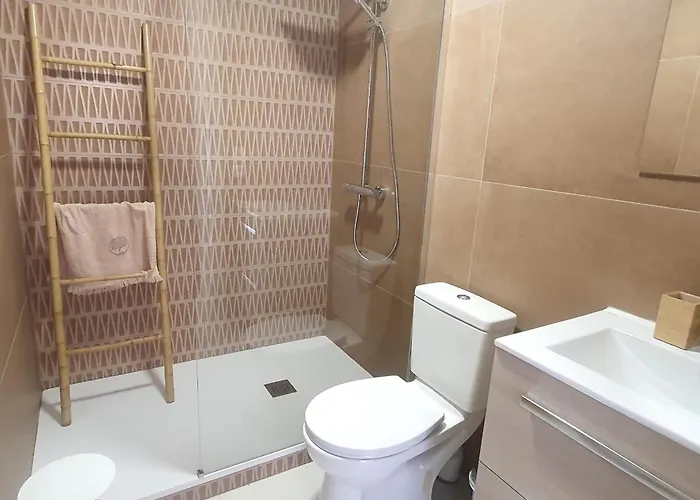 3 Pieces Avec Terrasse Dans Privee A - Fr-1-780-33 Appartement *